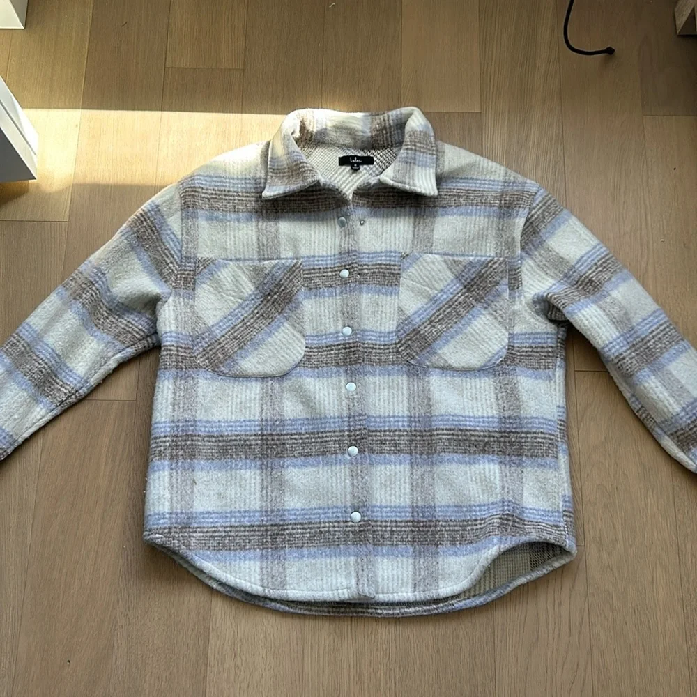 Shacket - Picture 1 of 1